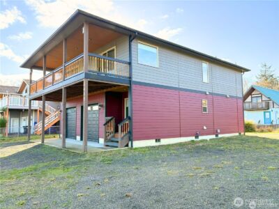 415 Olympic View Avenue NE, Ocean Shores, WA 98569-9359 - Photo 4