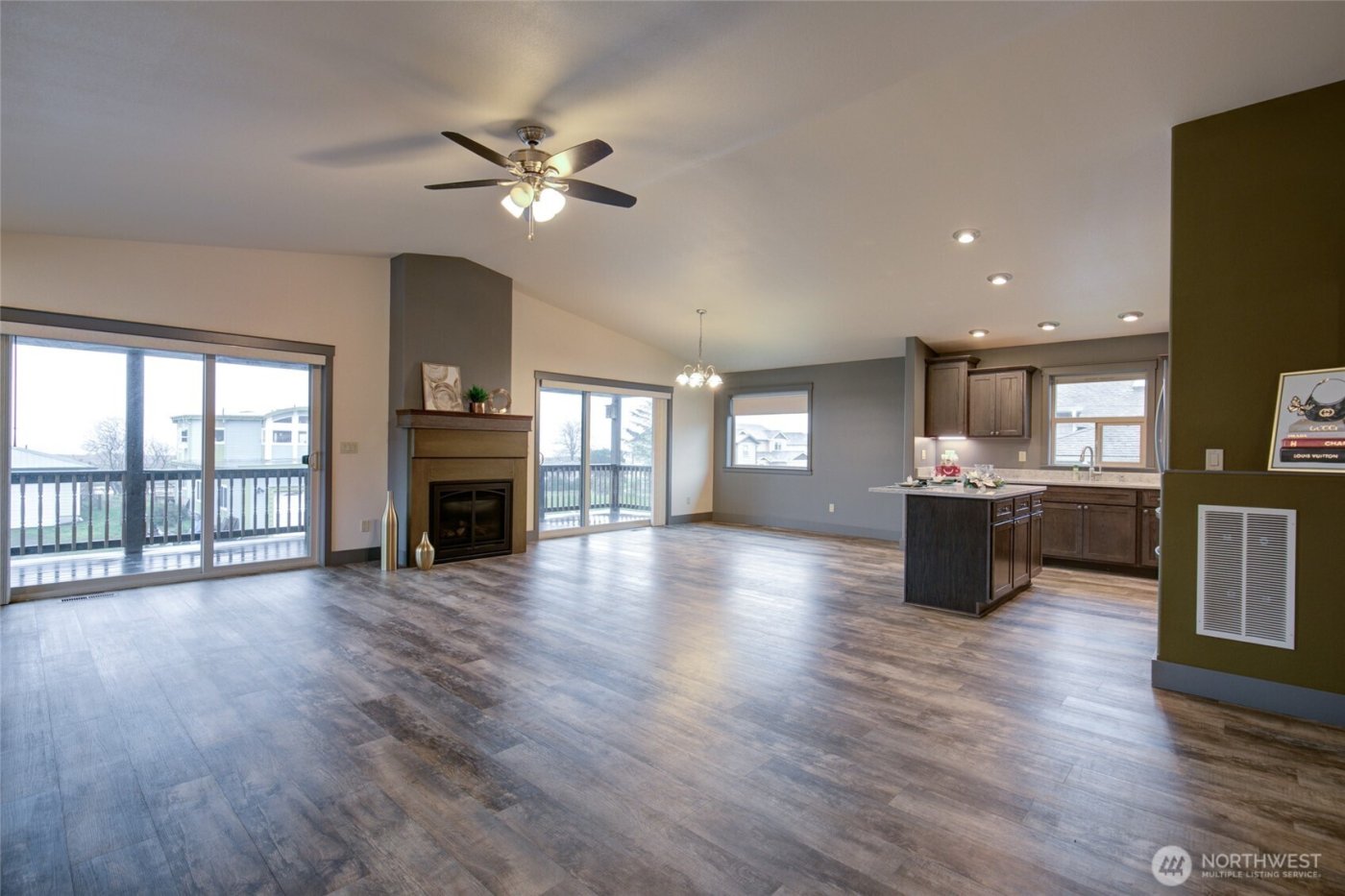 415 Olympic View Avenue NE, Ocean Shores, WA 98569-9359