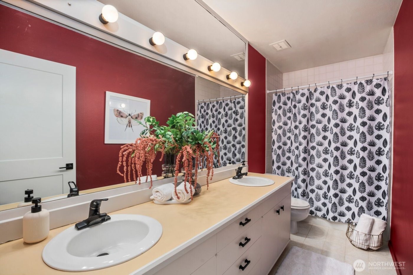 1520 Sycamore Drive SE, Issaquah, WA 98027