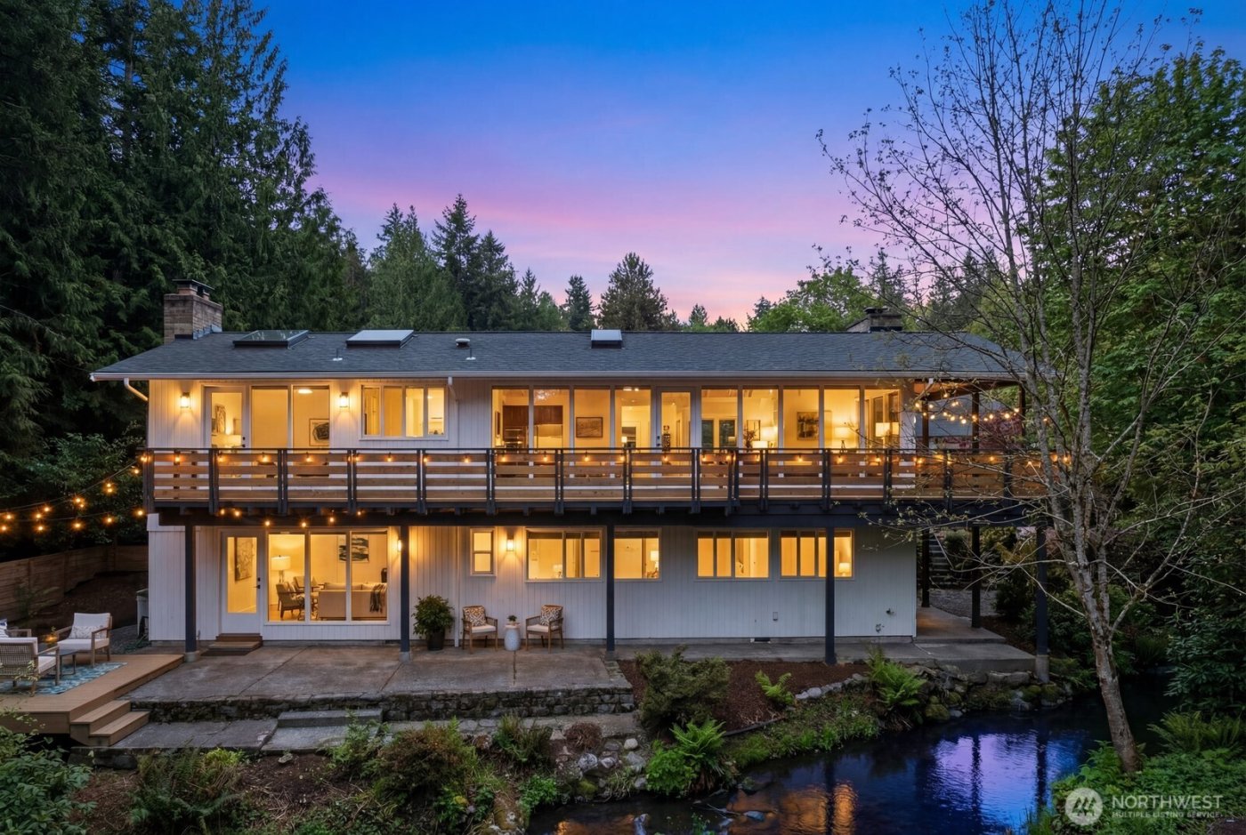 1520 Sycamore Drive SE, Issaquah, WA 98027