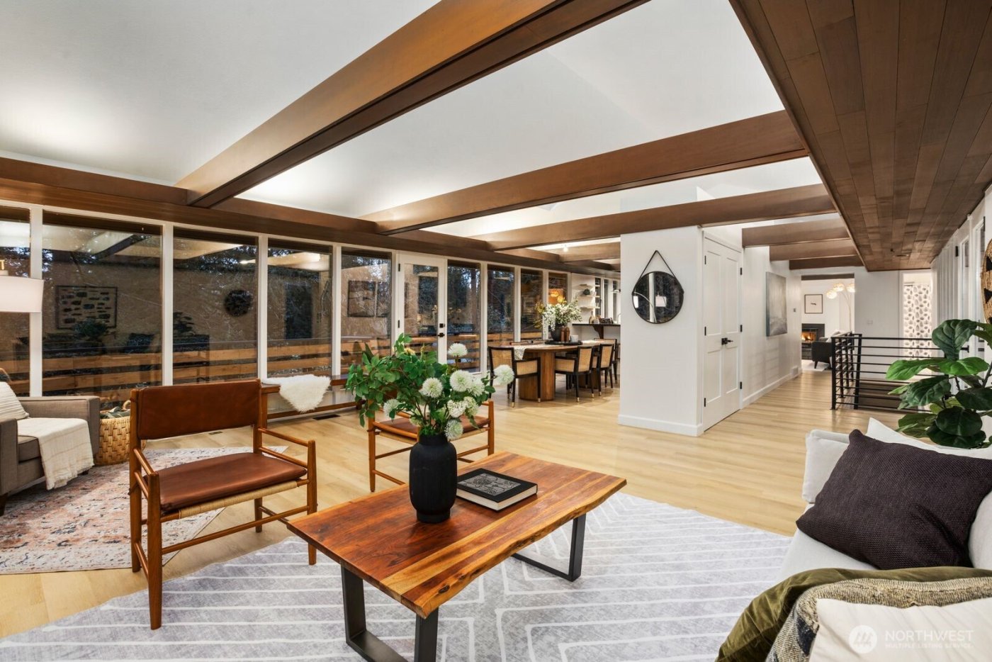 1520 Sycamore Drive SE, Issaquah, WA 98027