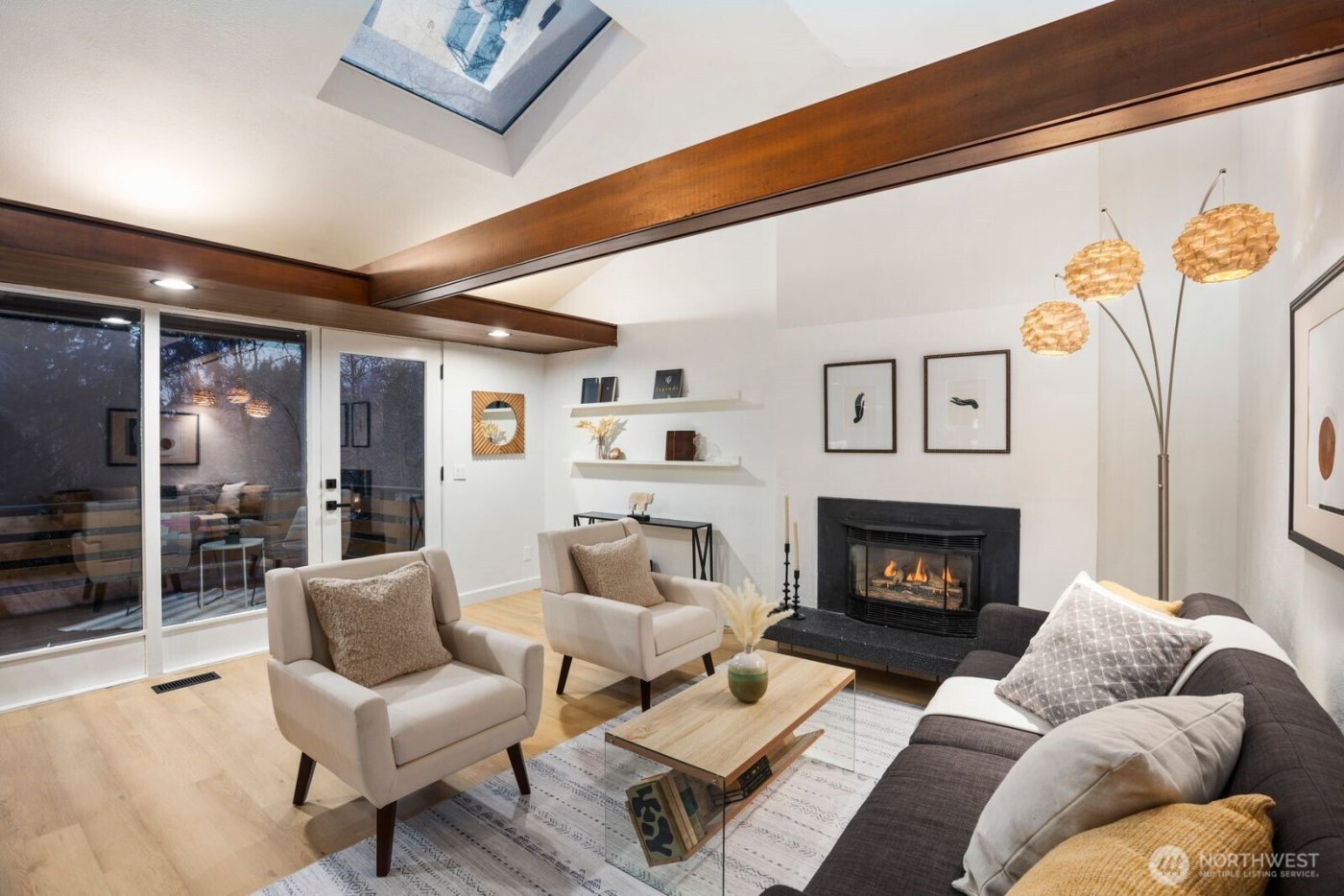 1520 Sycamore Drive SE, Issaquah, WA 98027