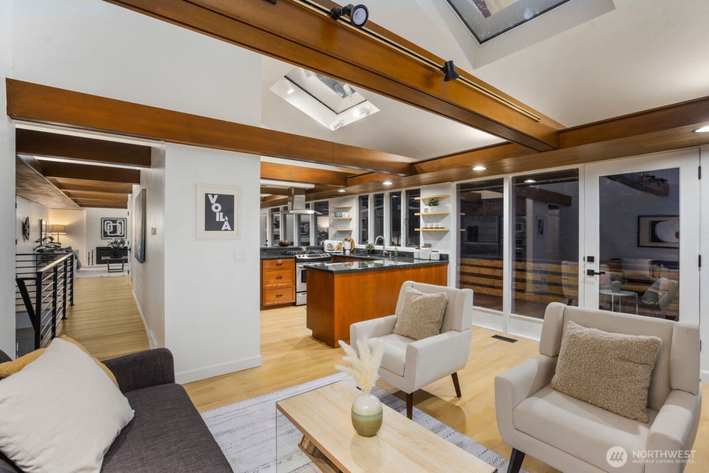 1520 Sycamore Drive SE, Issaquah, WA 98027