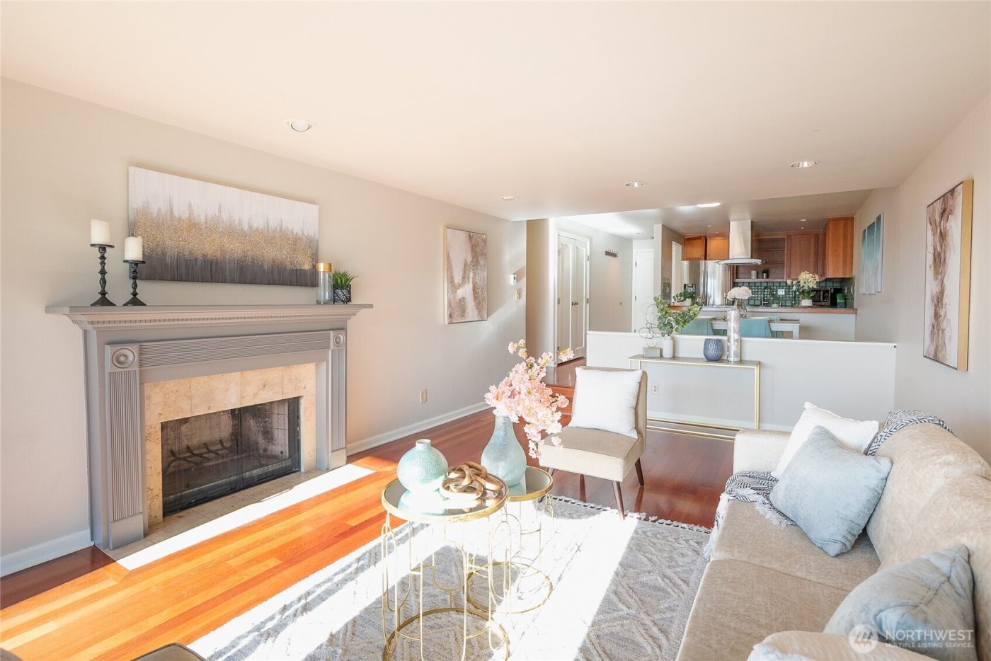 2253 Gilman Drive W #406, Seattle, WA 98119