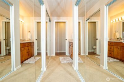 2253 Gilman Drive W #406, Seattle, WA 98119 - Photo 16