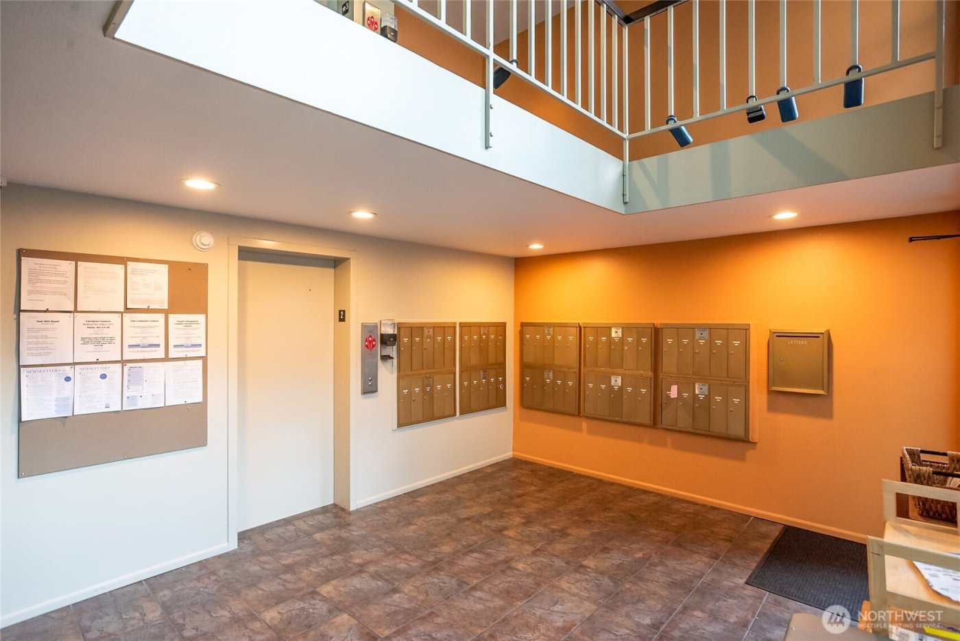 2253 Gilman Drive W #406, Seattle, WA 98119