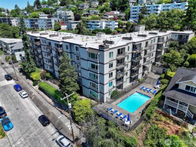 2253 Gilman Drive W #406, Seattle, WA 98119 - Photo 32