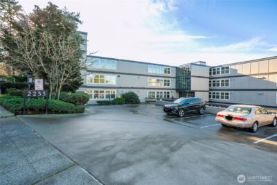 2253 Gilman Drive W #406, Seattle, WA 98119 - Photo 35