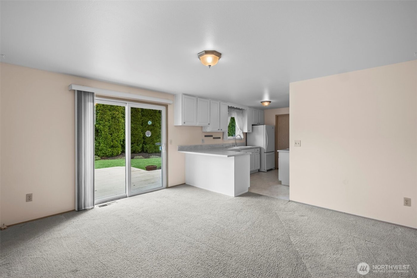 5727 N 13th Street , Tacoma, WA 98406