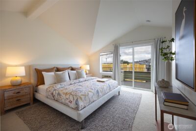 1820 Franklin Avenue E, Seattle, WA 98102 - Photo 12