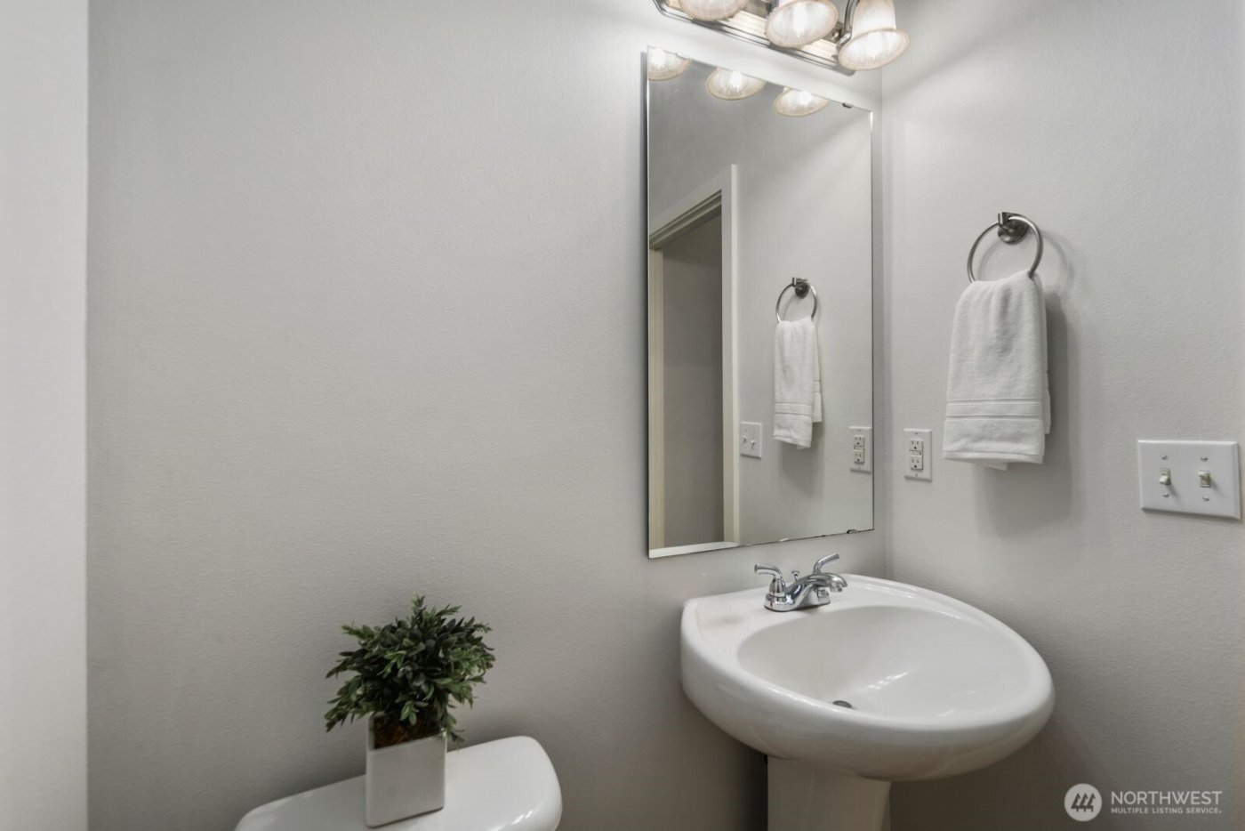 17313 116th Avenue E, Puyallup, WA 98374