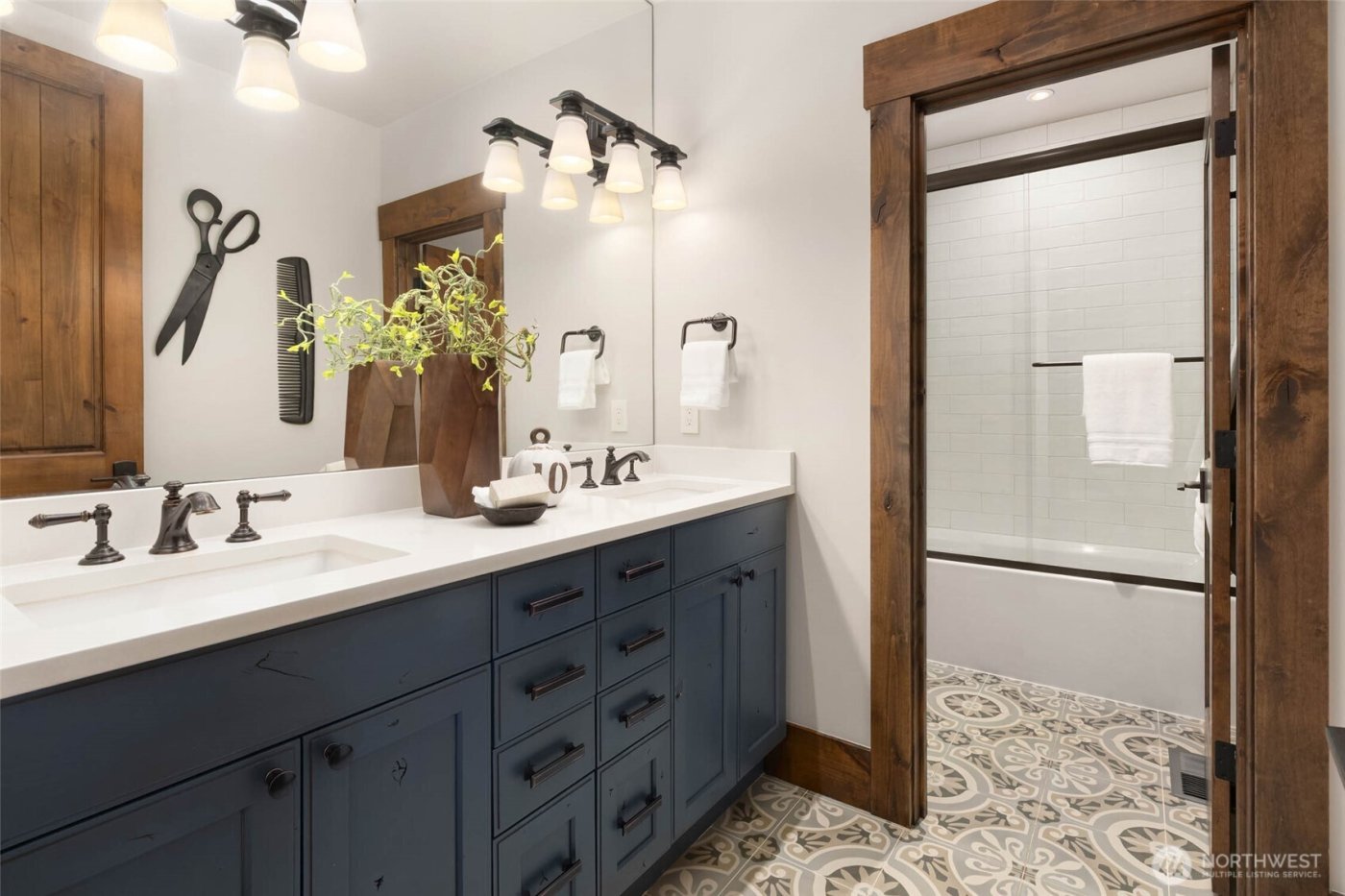 19014 171st Place NE, Woodinville, WA 98072