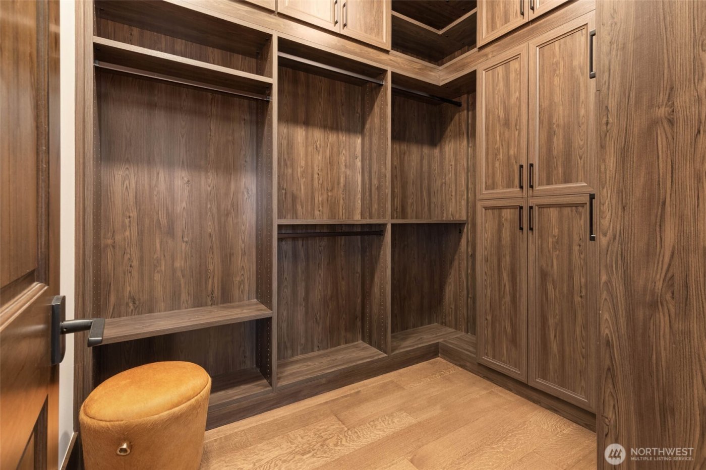 19014 171st Place NE, Woodinville, WA 98072