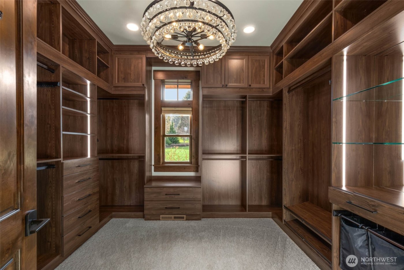 19014 171st Place NE, Woodinville, WA 98072