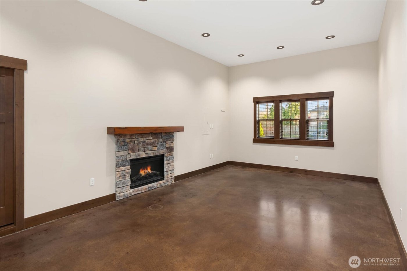 19014 171st Place NE, Woodinville, WA 98072