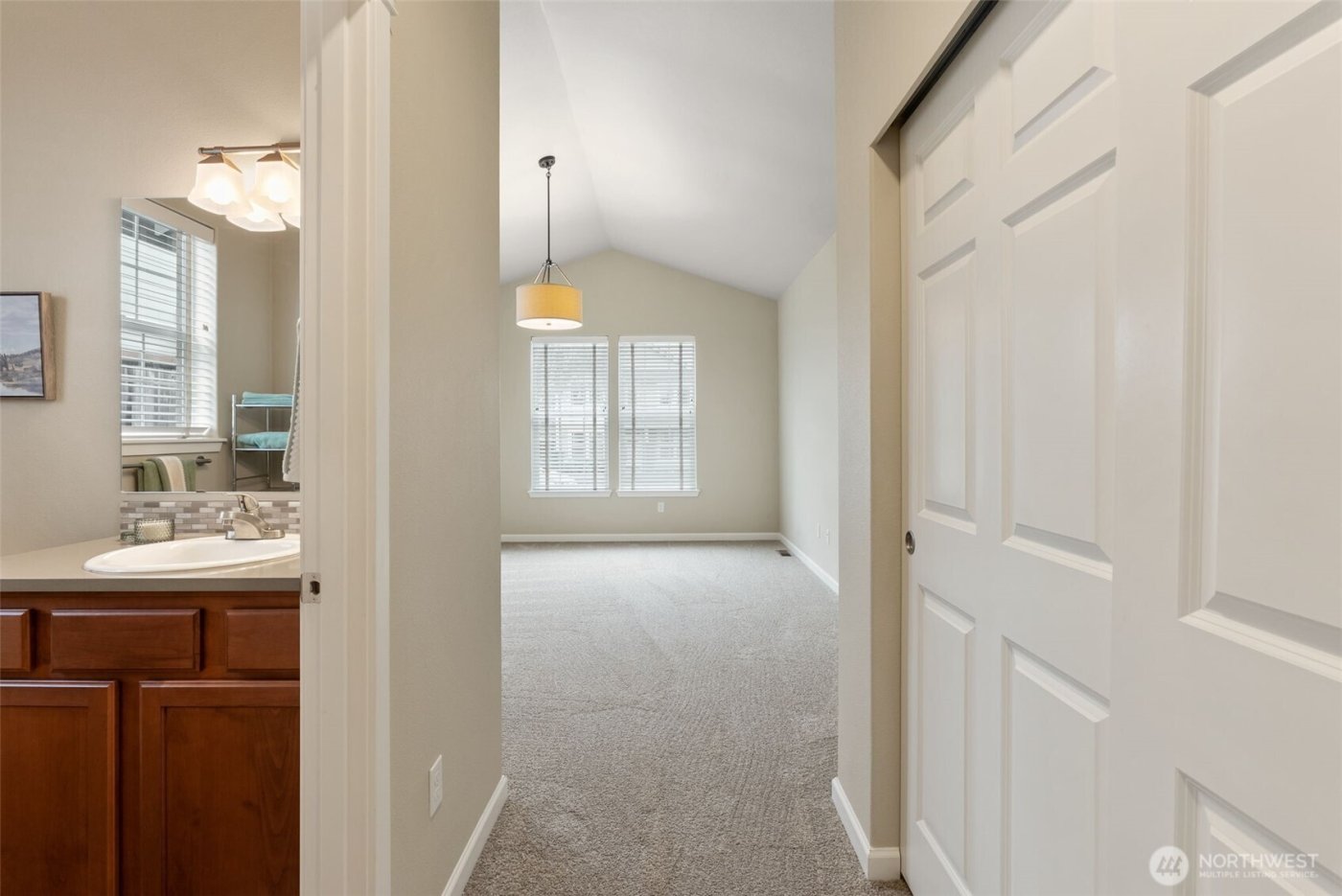 4649 Rochelle Street SE, Lacey, WA 98503