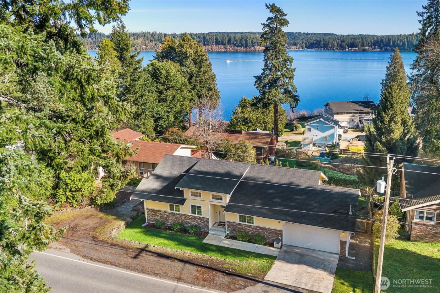 8498 Illahee Road NE, Bremerton, WA 98311