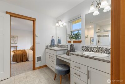 8498 Illahee Road NE, Bremerton, WA 98311 - Photo 21