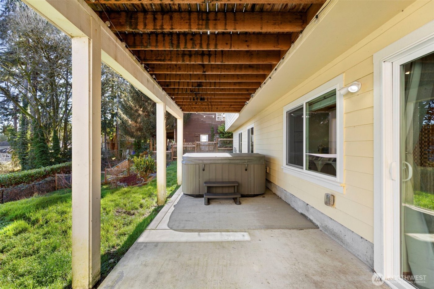 8498 Illahee Road NE, Bremerton, WA 98311