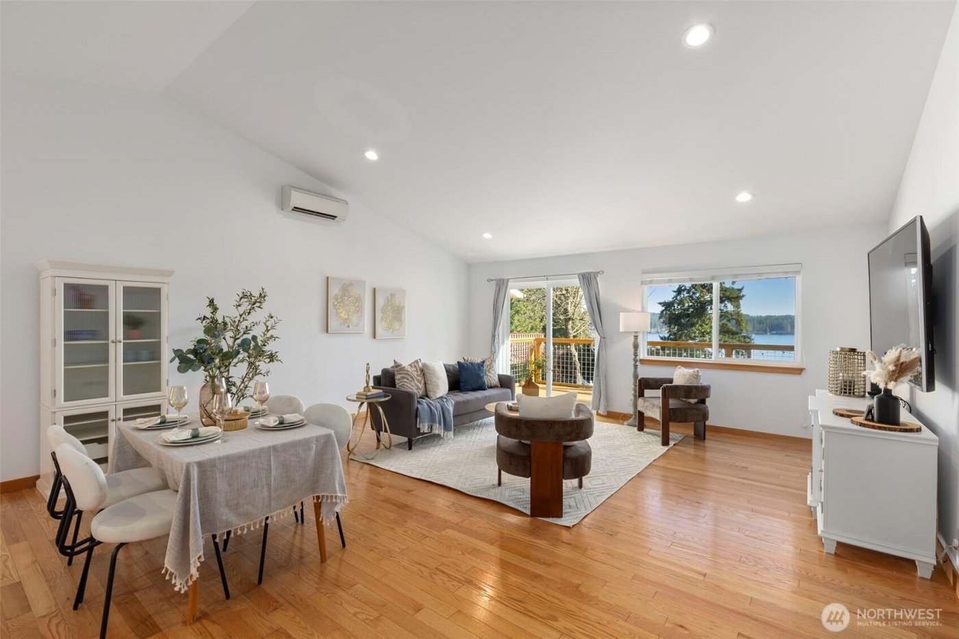 8498 Illahee Road NE, Bremerton, WA 98311