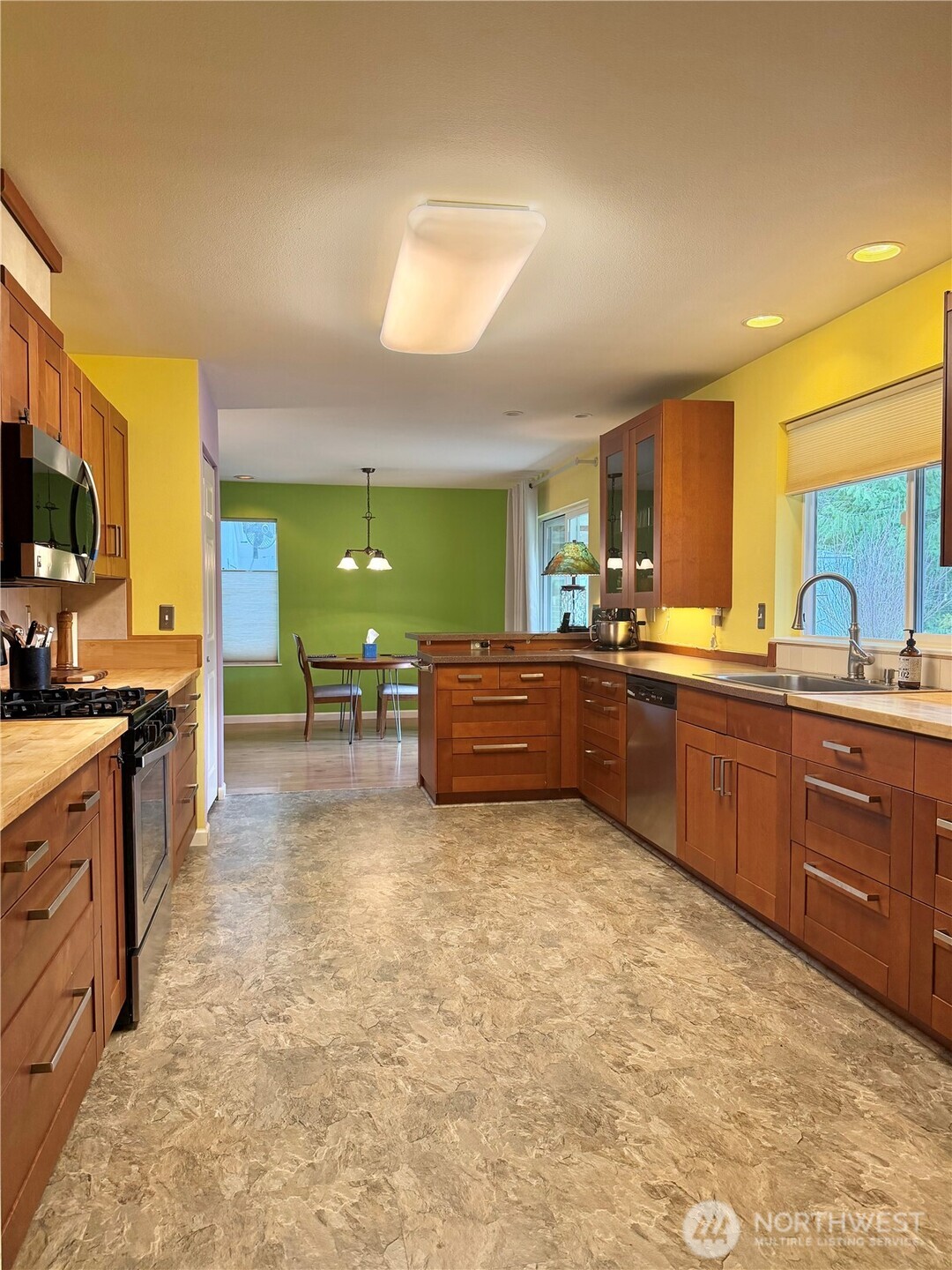 293 Blueberry Hill Drive , Quilcene, WA 98376-9667