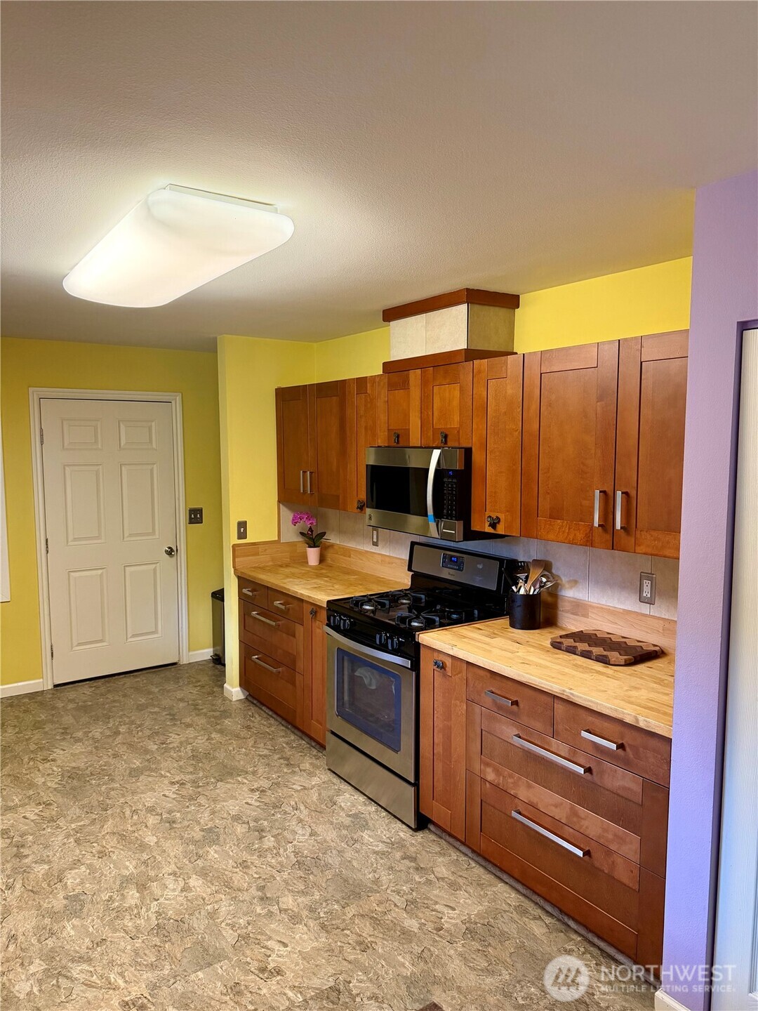 293 Blueberry Hill Drive , Quilcene, WA 98376-9667