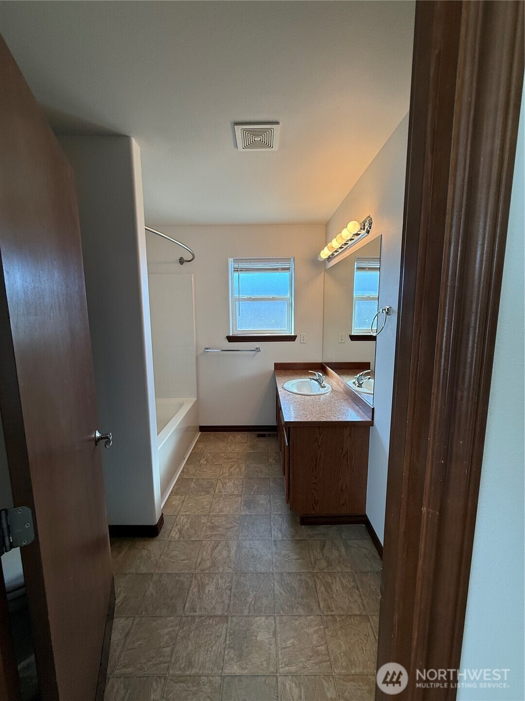 111 W Annie Place , Ellensburg, WA 98926