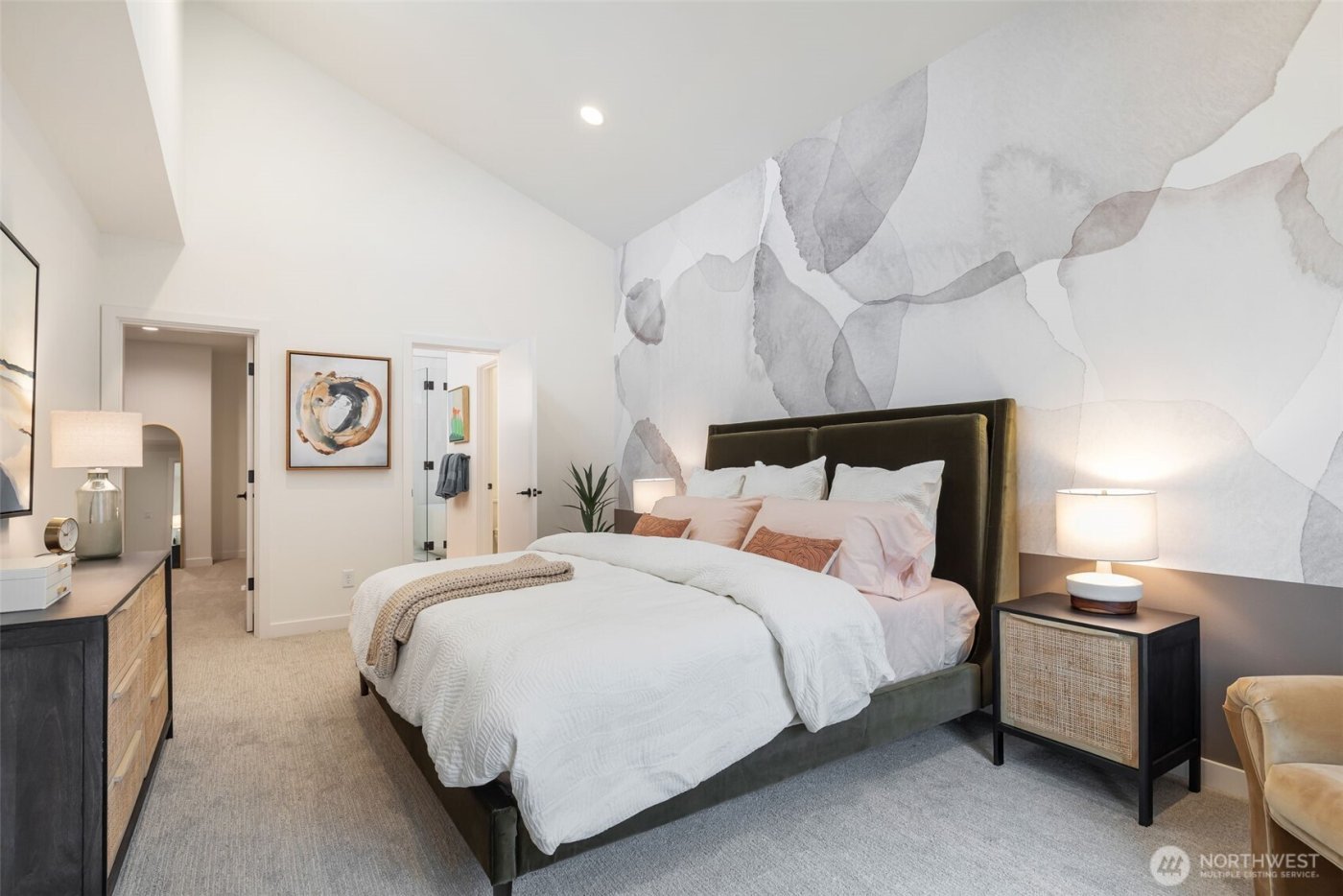 1198 129th Court NE, Bellevue, WA 98005