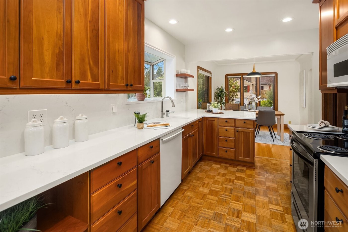 4810 38th Avenue NE, Seattle, WA 98105