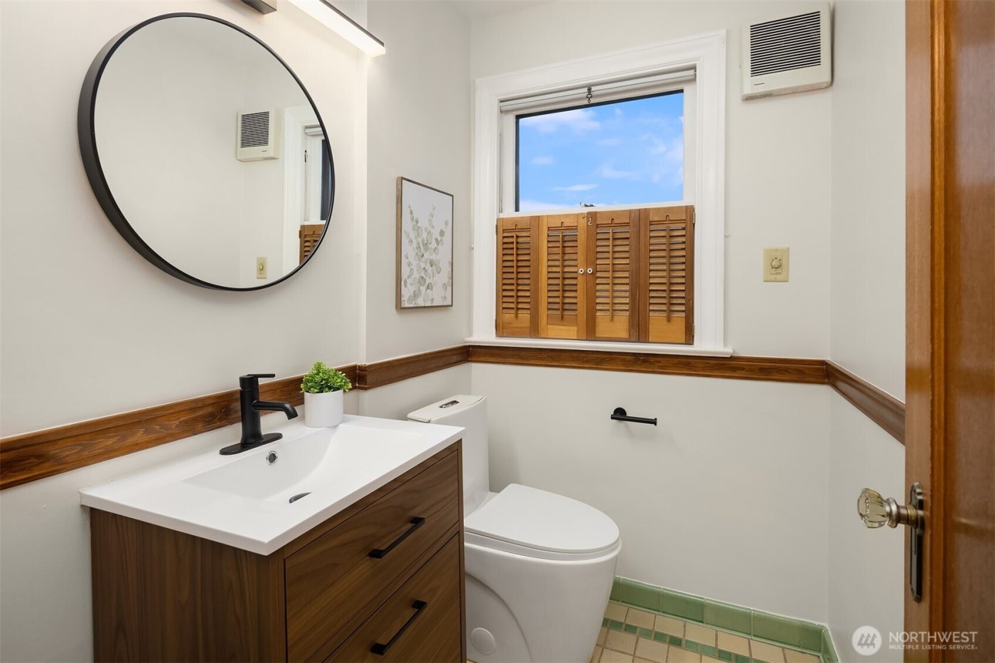 4810 38th Avenue NE, Seattle, WA 98105