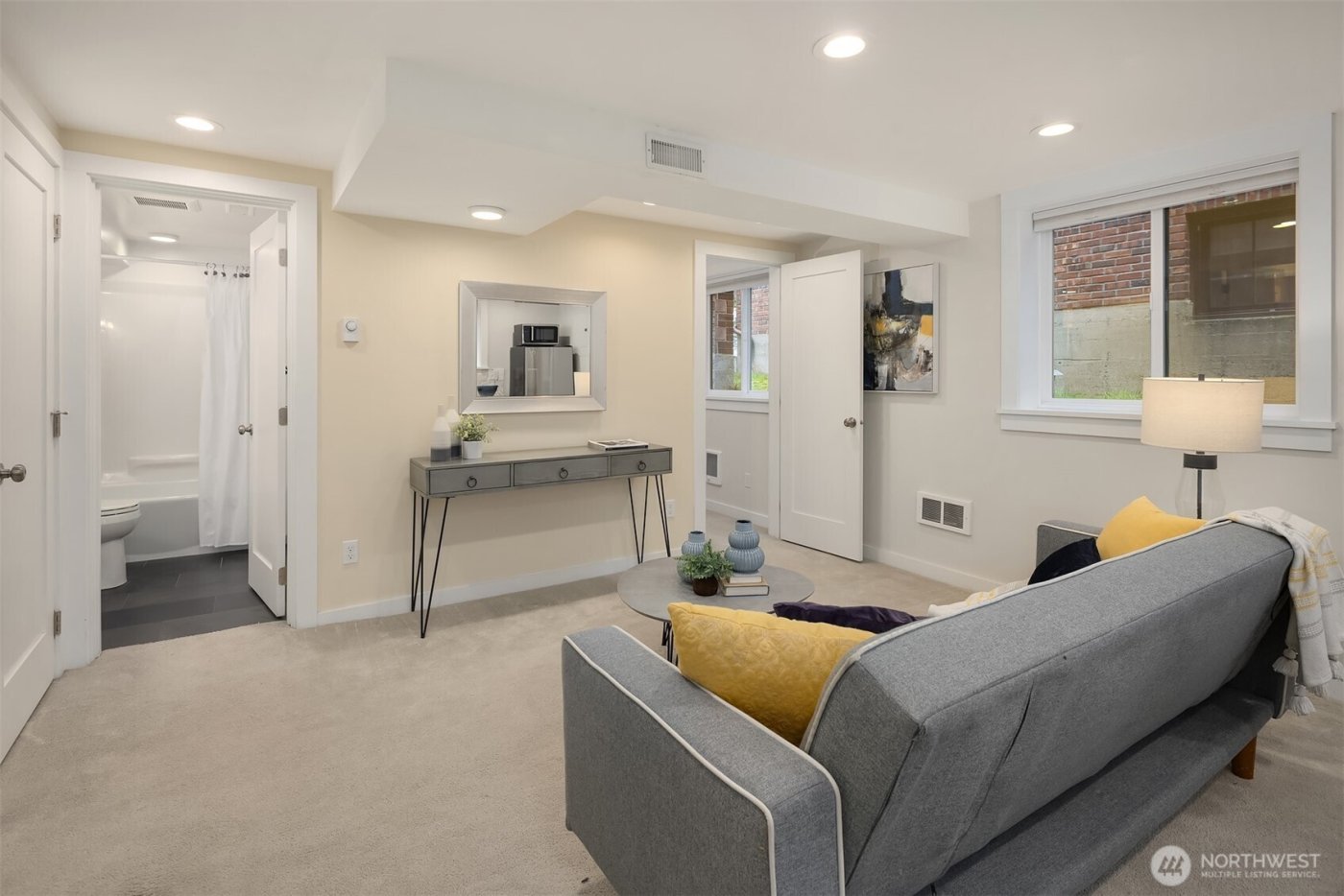 4810 38th Avenue NE, Seattle, WA 98105