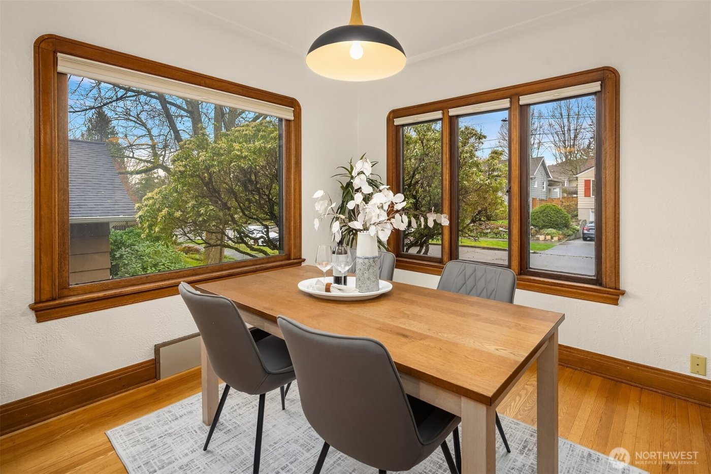 4810 38th Avenue NE, Seattle, WA 98105