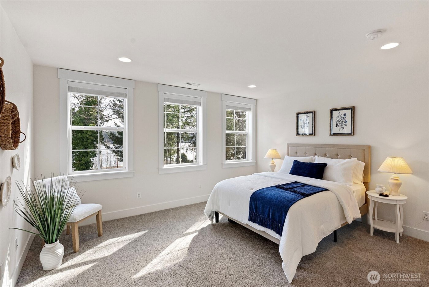 71 E Sullivan , Allyn, WA 98524