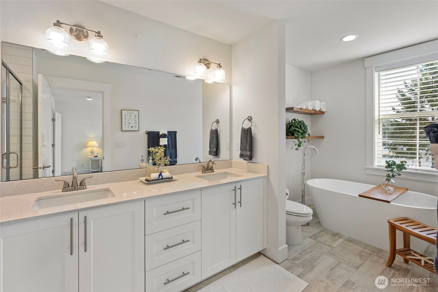 71 E Sullivan , Allyn, WA 98524