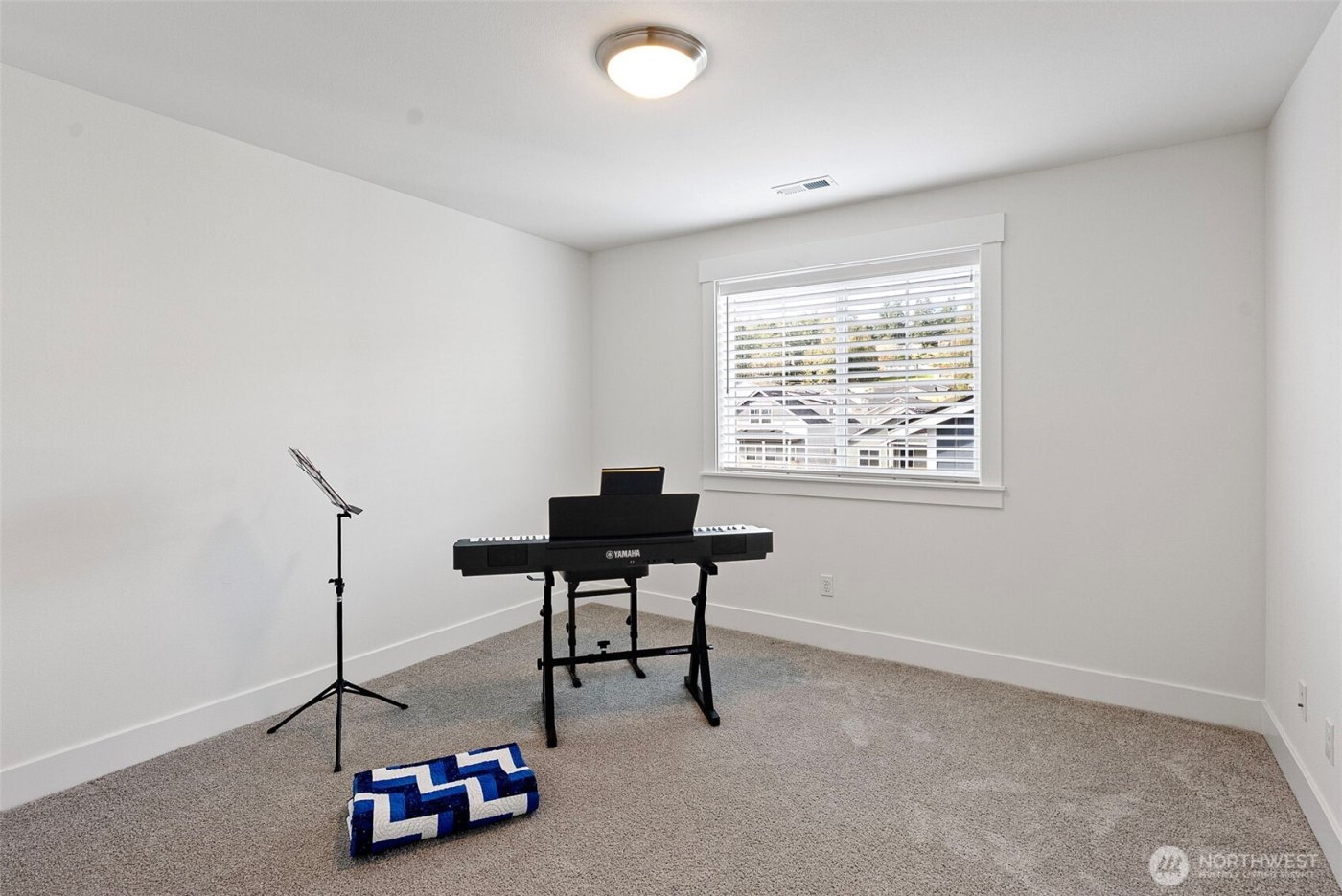 71 E Sullivan , Allyn, WA 98524