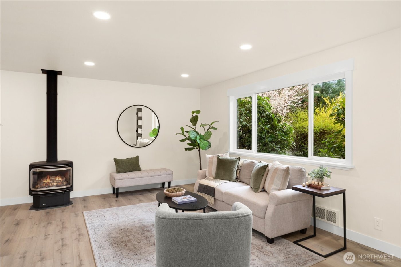 6485 NE Bell Str. , Suquamish, WA 98392