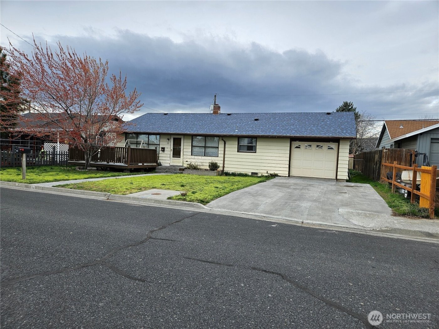 171 Ivy Street SE, Ephrata, WA 98823