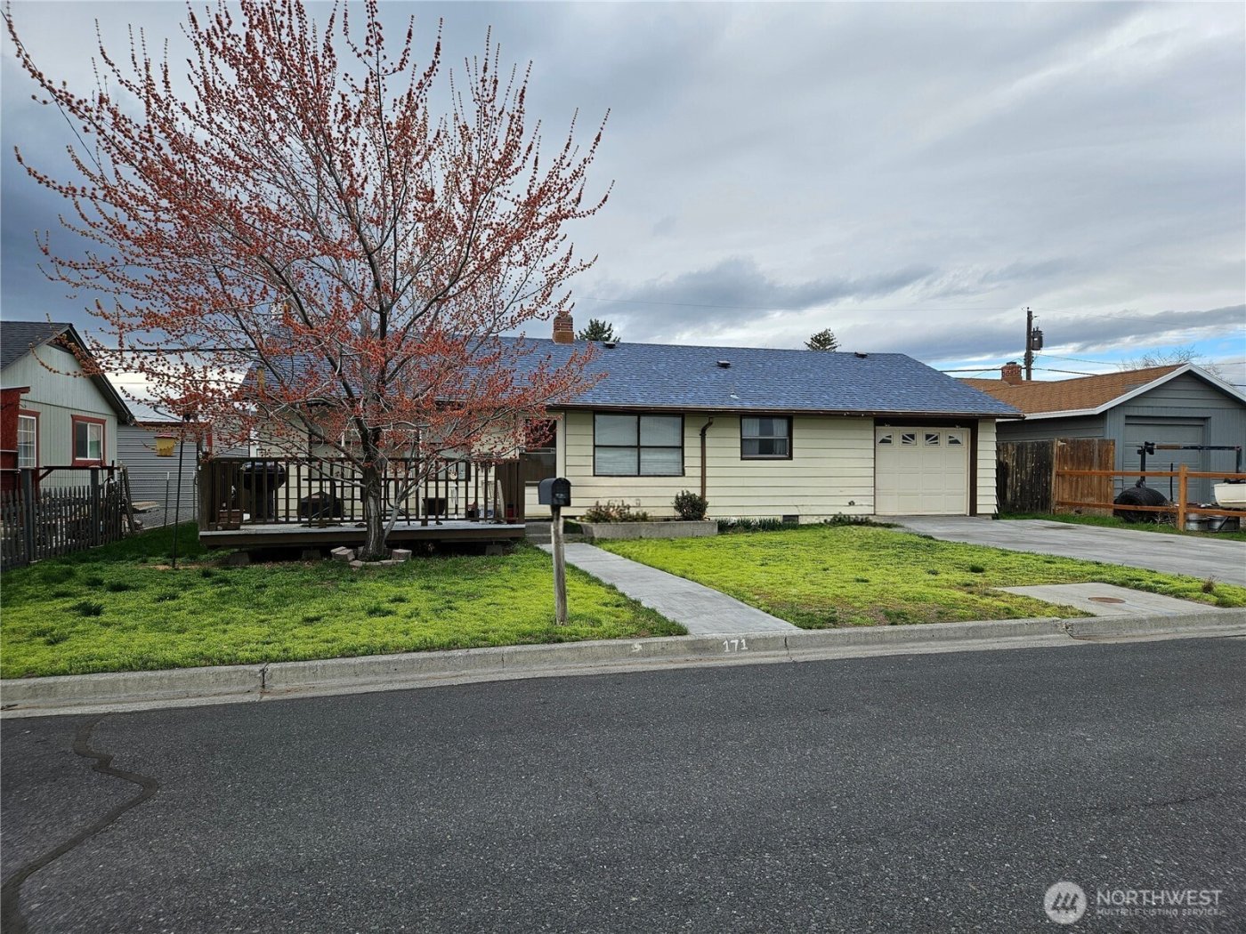 171 Ivy Street SE, Ephrata, WA 98823