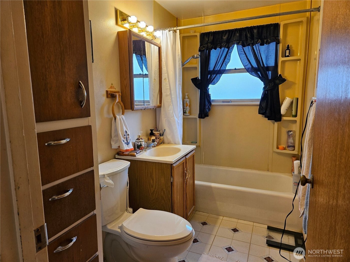 171 Ivy Street SE, Ephrata, WA 98823