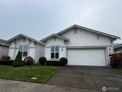 8536 Bainbridge Loop NE, Lacey, WA 98516