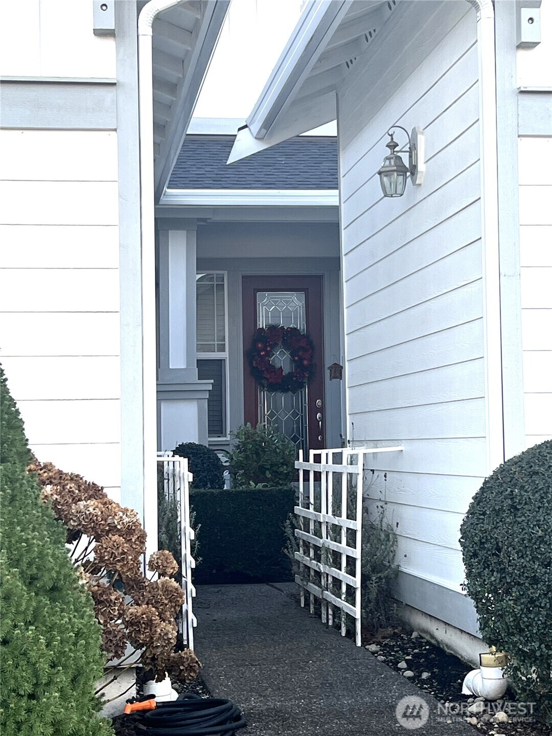 8536 Bainbridge Loop NE, Lacey, WA 98516