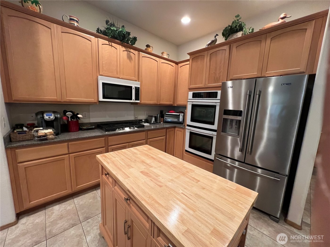 8536 Bainbridge Loop NE, Lacey, WA 98516