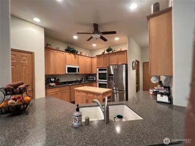 8536 Bainbridge Loop NE, Lacey, WA 98516 - Photo 17