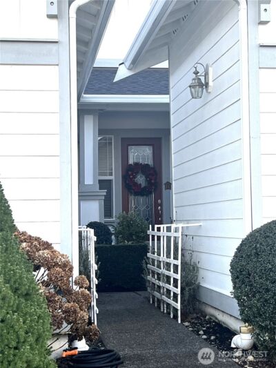 8536 Bainbridge Loop NE, Lacey, WA 98516 - Photo 2