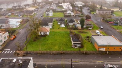 421 Davidson Avenue , Woodland, WA 98674