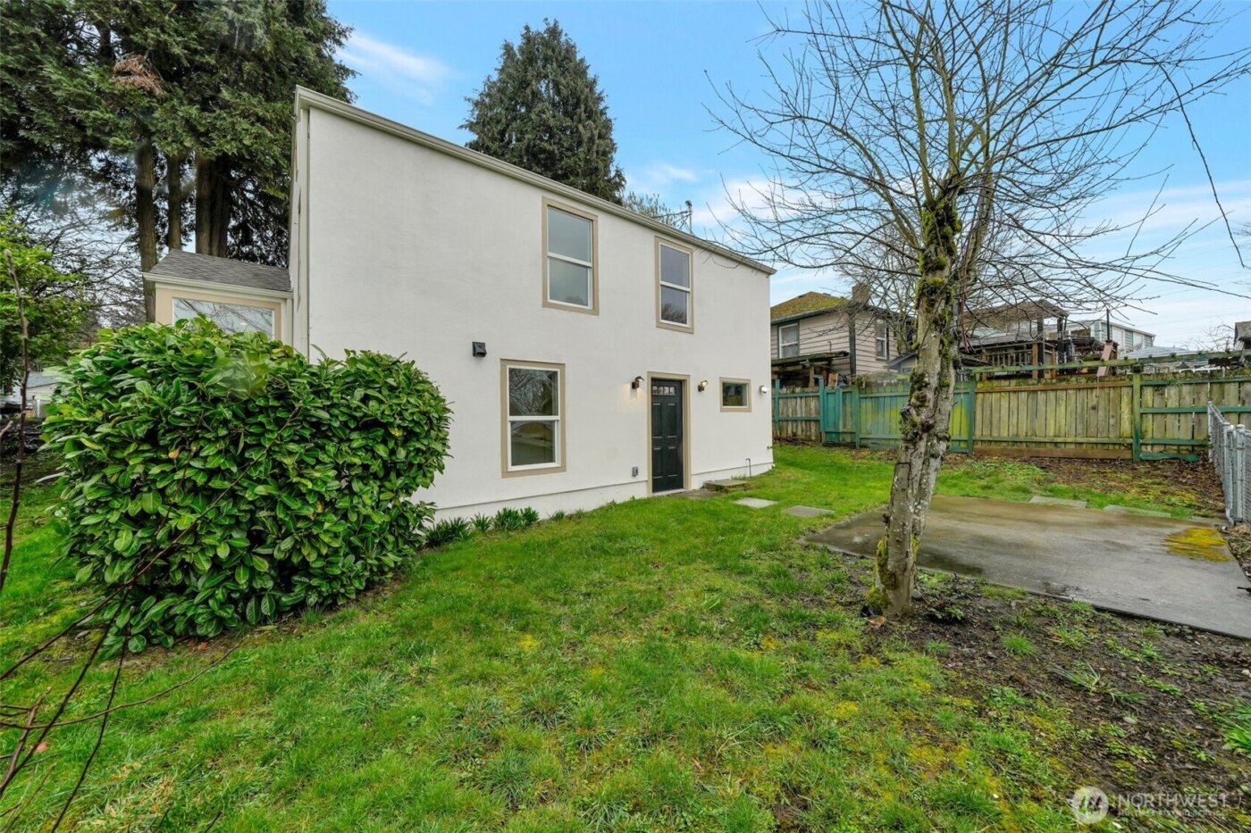 12077 75th Avenue S, Seattle, WA 98178