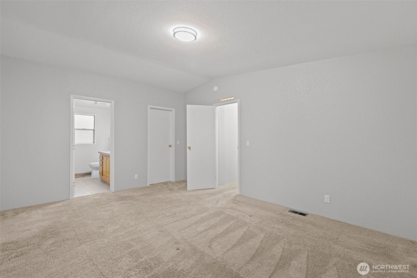 8430 15th Place SE #20, Lake Stevens, WA 98258