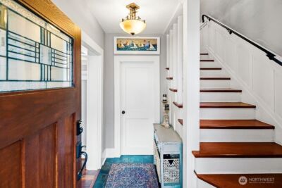 3847 Beach Drive SW, Seattle, WA 98116 - Photo 3