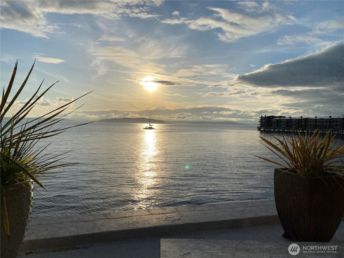 3847 Beach Drive SW, Seattle, WA 98116