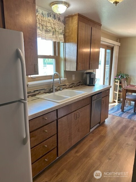 420 Rosewood Drive , Buckley, WA 98321